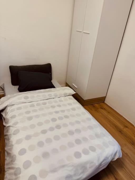 Apartment Studio Apart *
